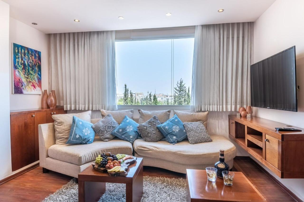 Art Apartment In Mamila - Art & View Йерусалим Екстериор снимка