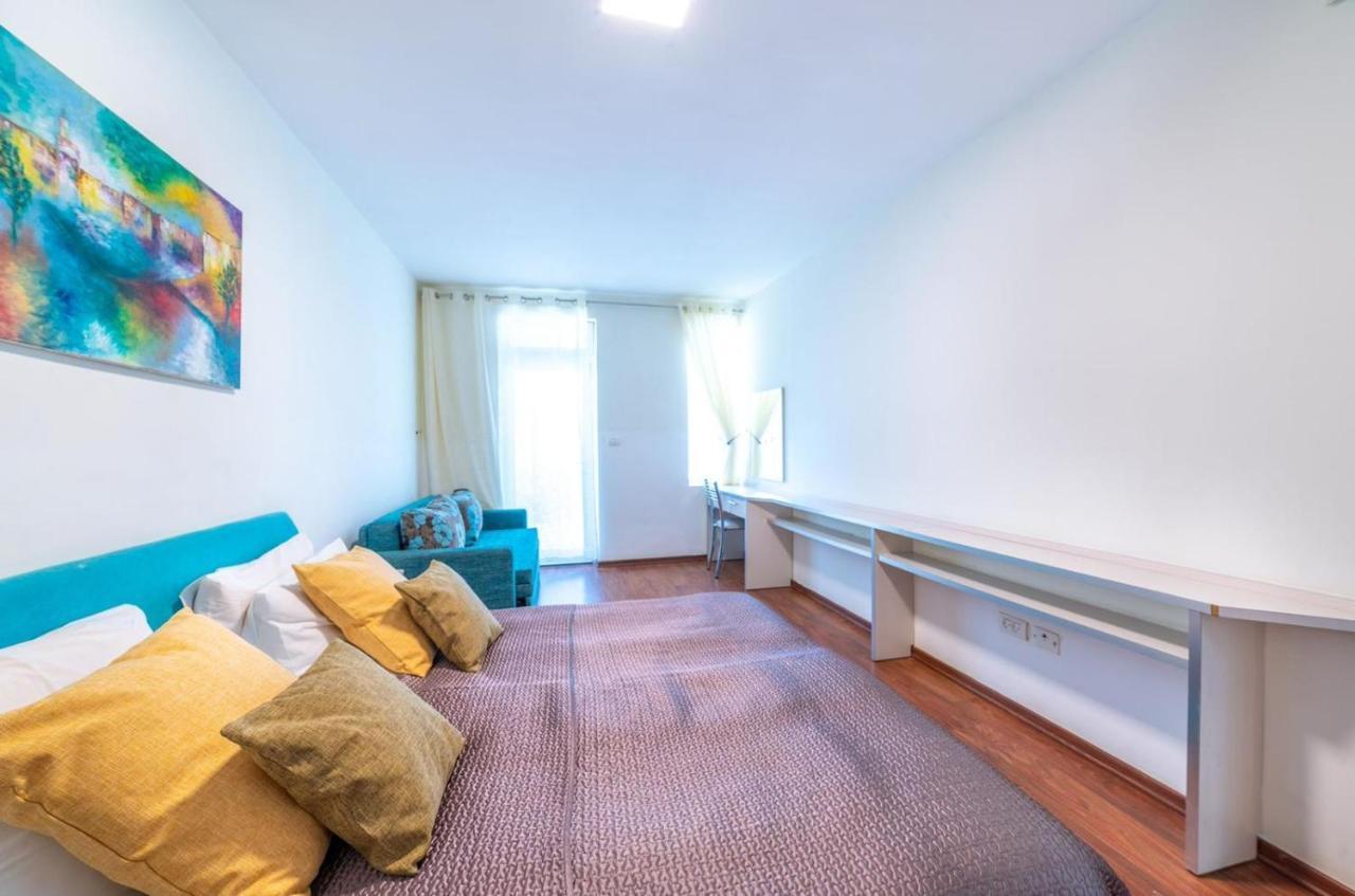 Art Apartment In Mamila - Art & View Йерусалим Екстериор снимка